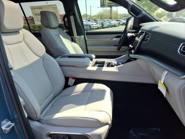 New 2026 Steel Blue Exterior Paint Jeep Grand Wagoneer image 20