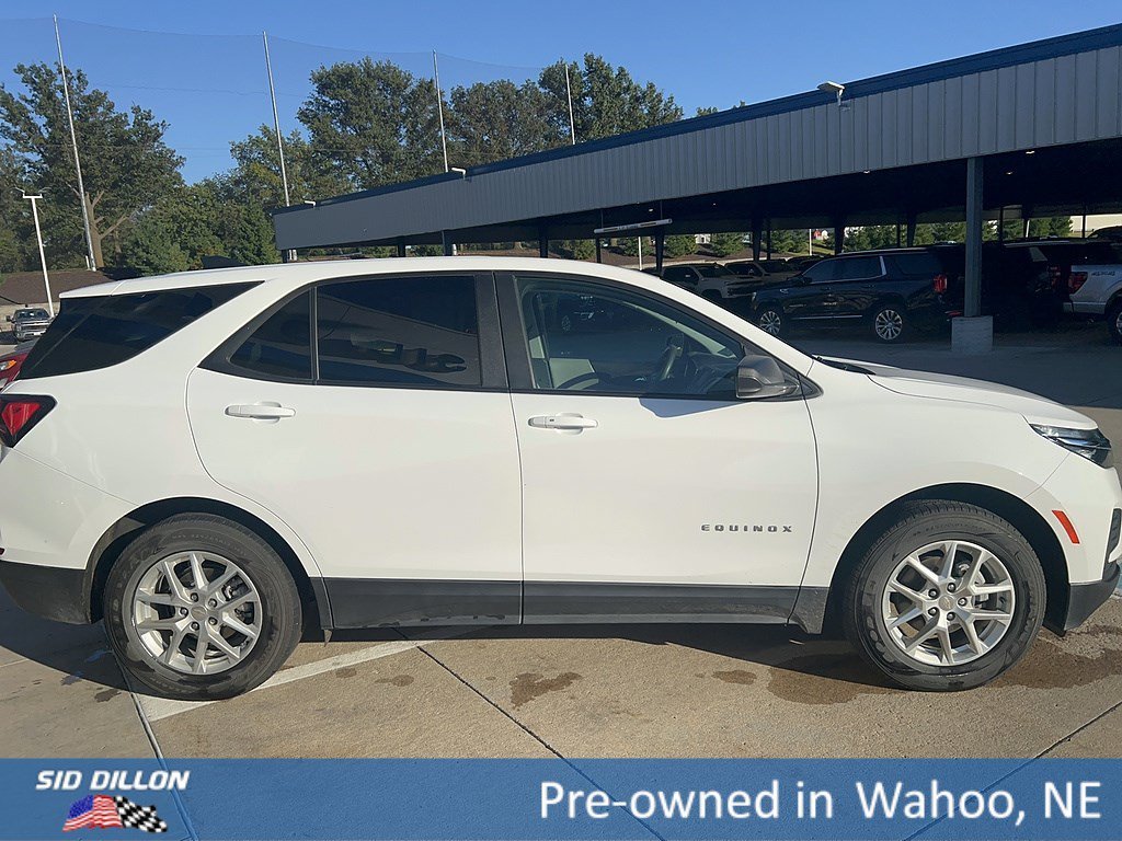 Used 2024 Summit White Chevrolet LS image 6