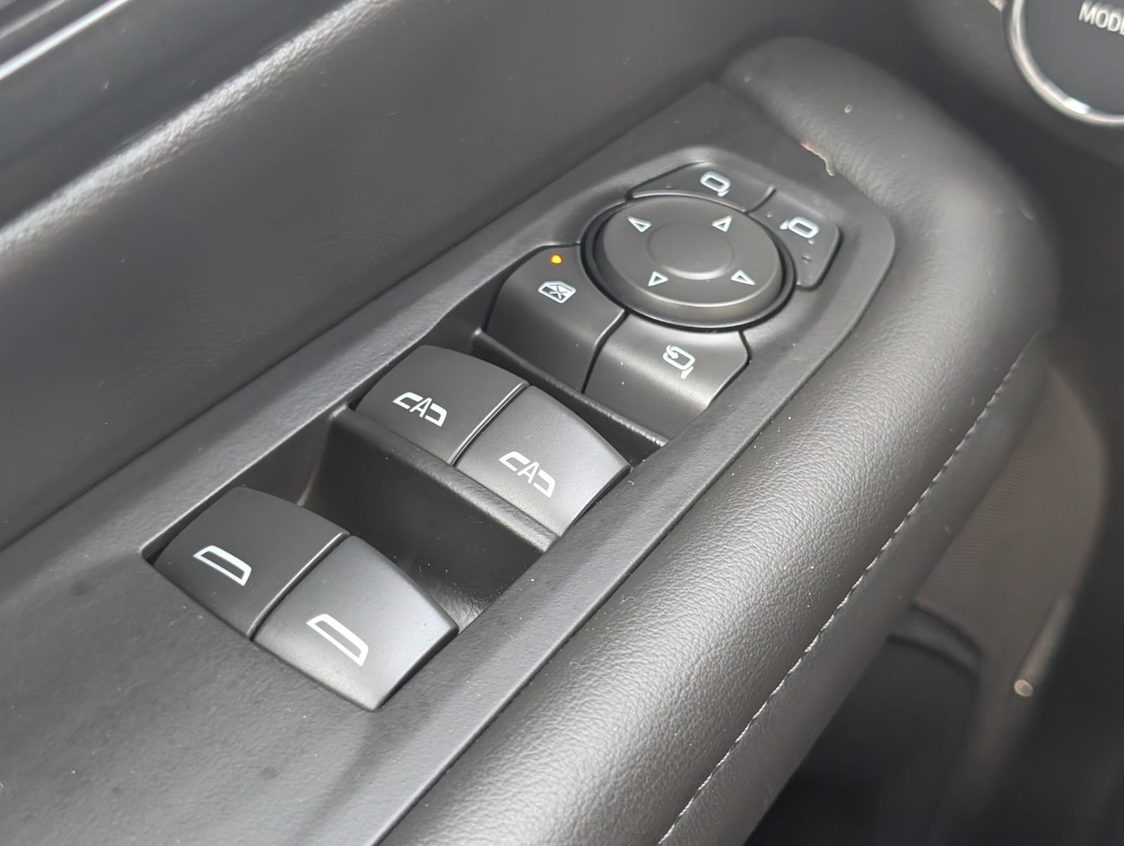 Used 2025 Radiant Red Tintcoat Chevrolet Z71 image 31