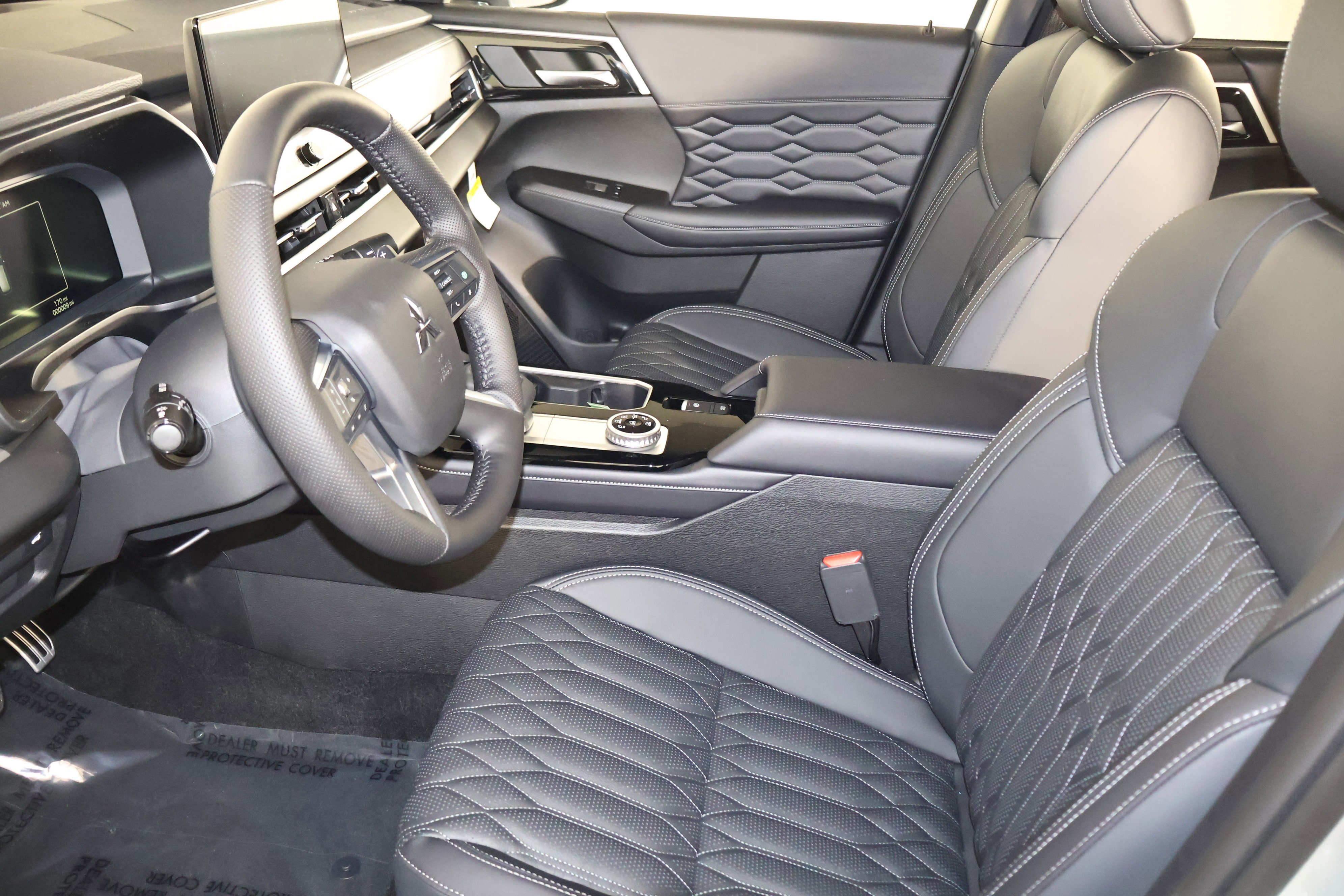 2026 Mitsubishi Outlander SEL - Photo 14