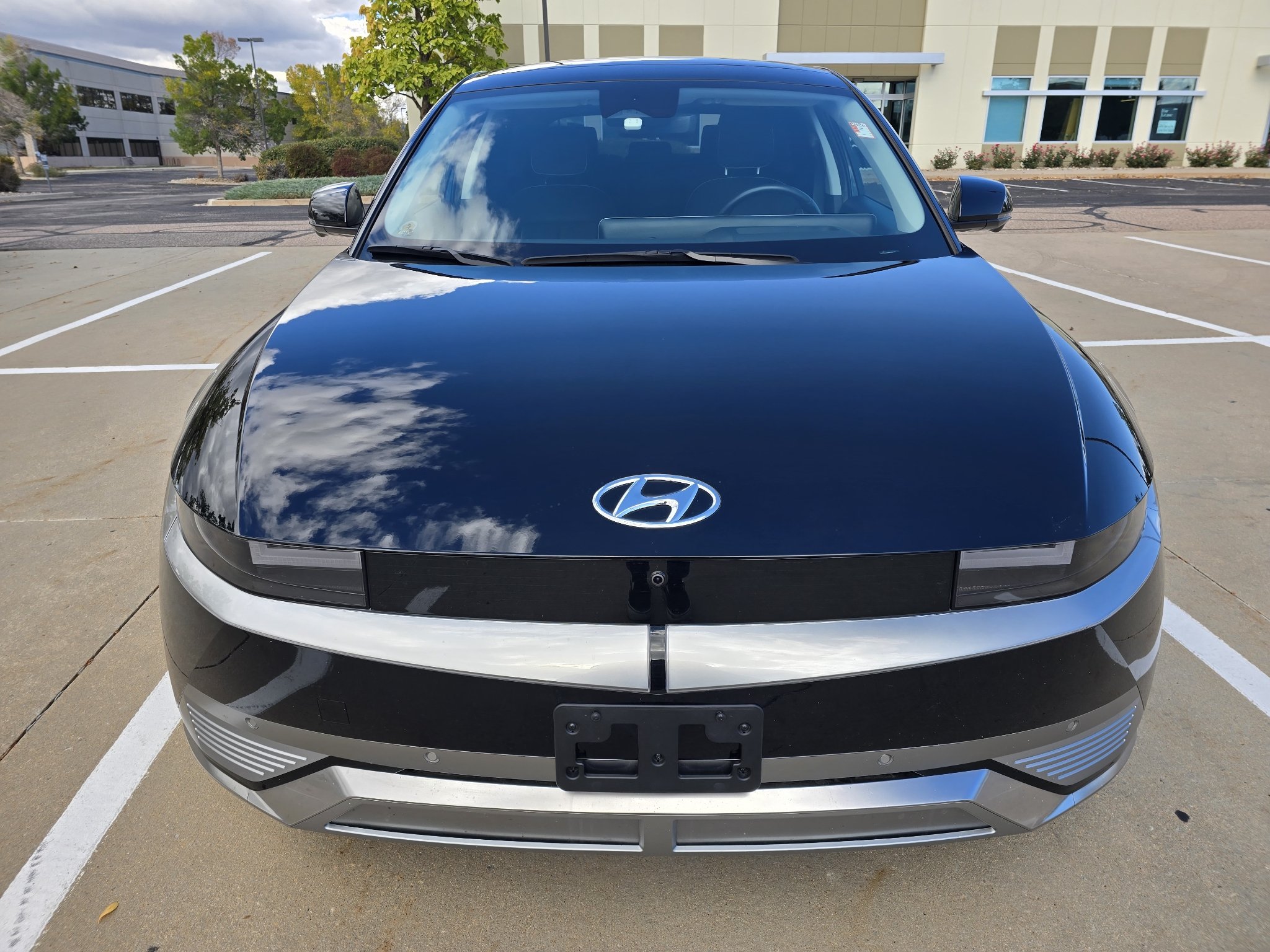 Certified Used 2024 Abyss Black Hyundai Limited image 9