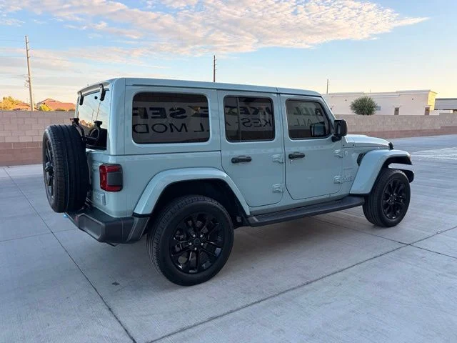Used 2024 Earl Clearcoat Jeep Sahara 4xe image 7