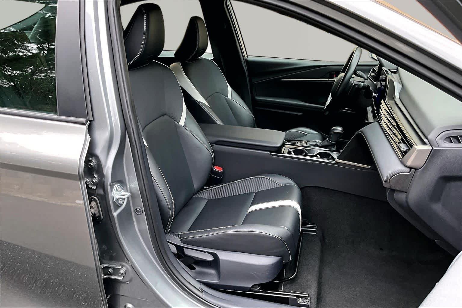 Used 2025 Heavy Metal Toyota SE image 9