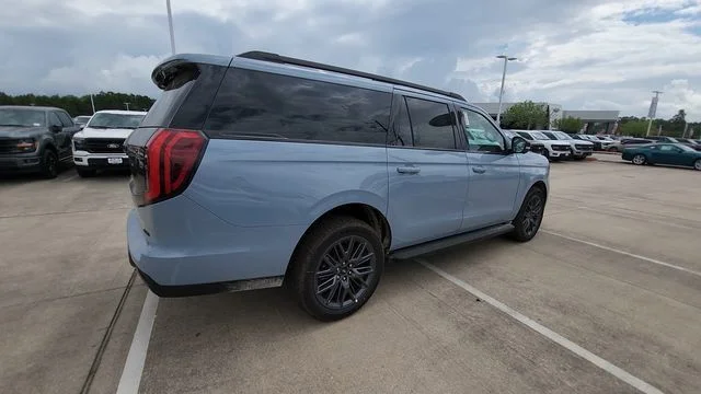 New 2026 Glacier Gray Metallic Tri-Coat Ford Platinum image 8