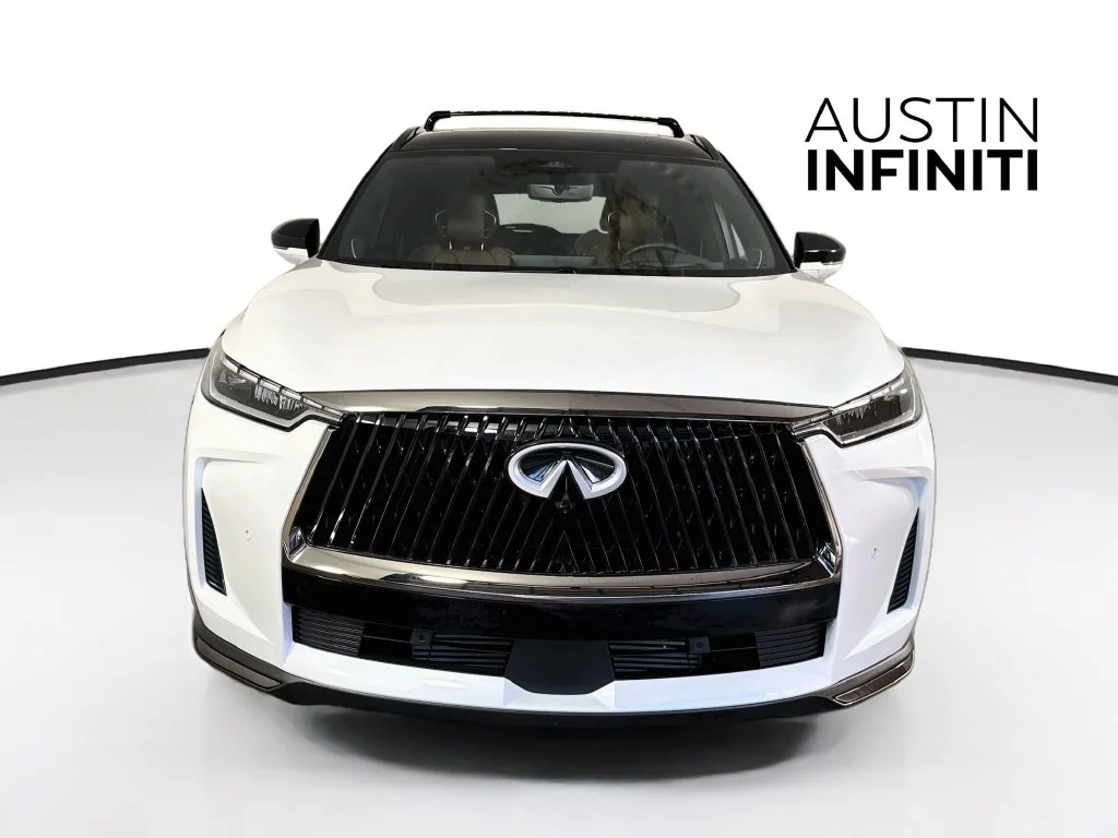 Certified Used 2027 Black INFINITI Autograph image 4