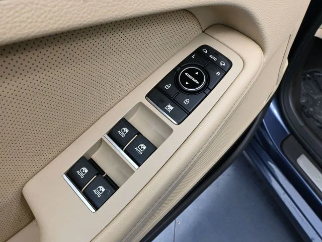 2015 Hyundai Genesis Base - Photo 20
