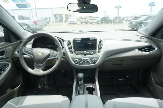 Used 2022  Chevrolet LT image 19