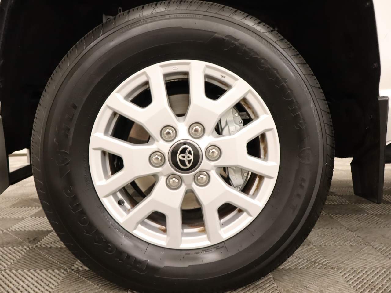 Used 2024 Ice Cap Toyota SR Crew Cab image 6