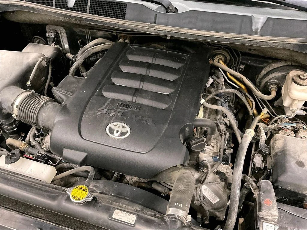 Used 2012 Black Toyota Grade image 39