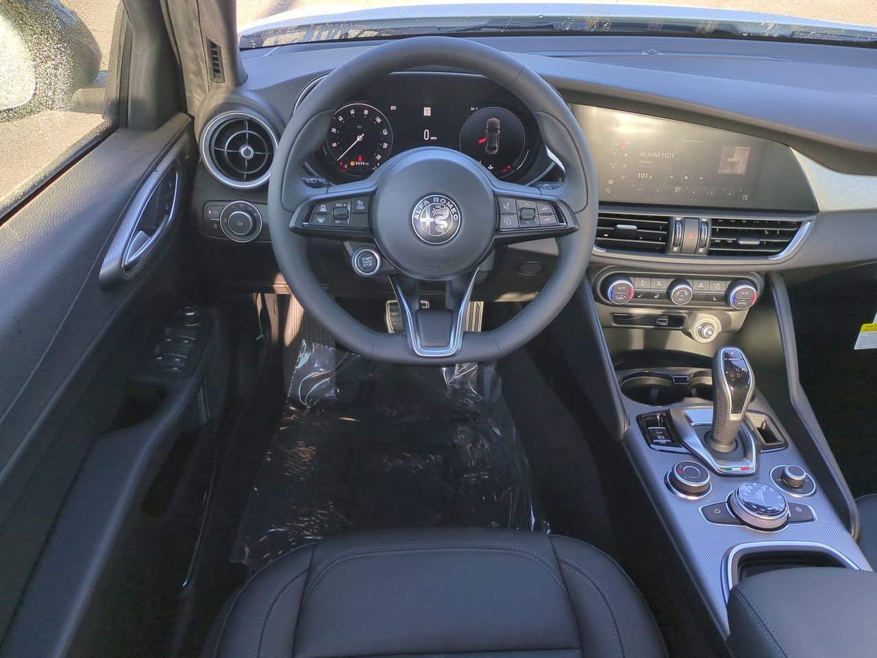 New 2025 Milano White Alfa Romeo  image 14