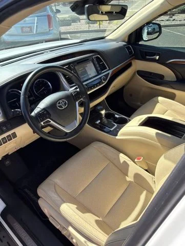 2019 Toyota Highlander Limited Platinum - Photo 19