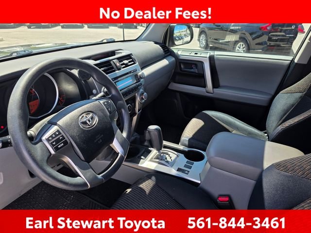 Used 2011 Gray Toyota SR5 image 4