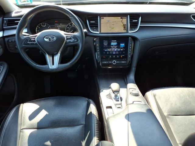 Used 2020 Gray INFINITI Sensory image 12