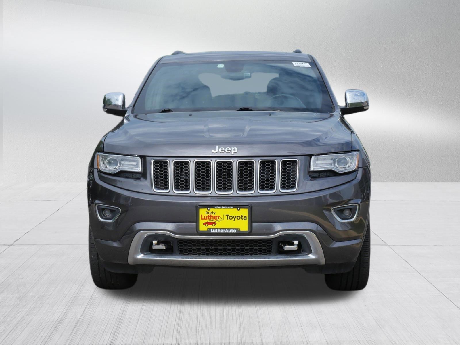 Used 2015 Jeep Grand Cherokee Overland with VIN 1C4RJFCG1FC956725 for sale in Golden Valley, MN
