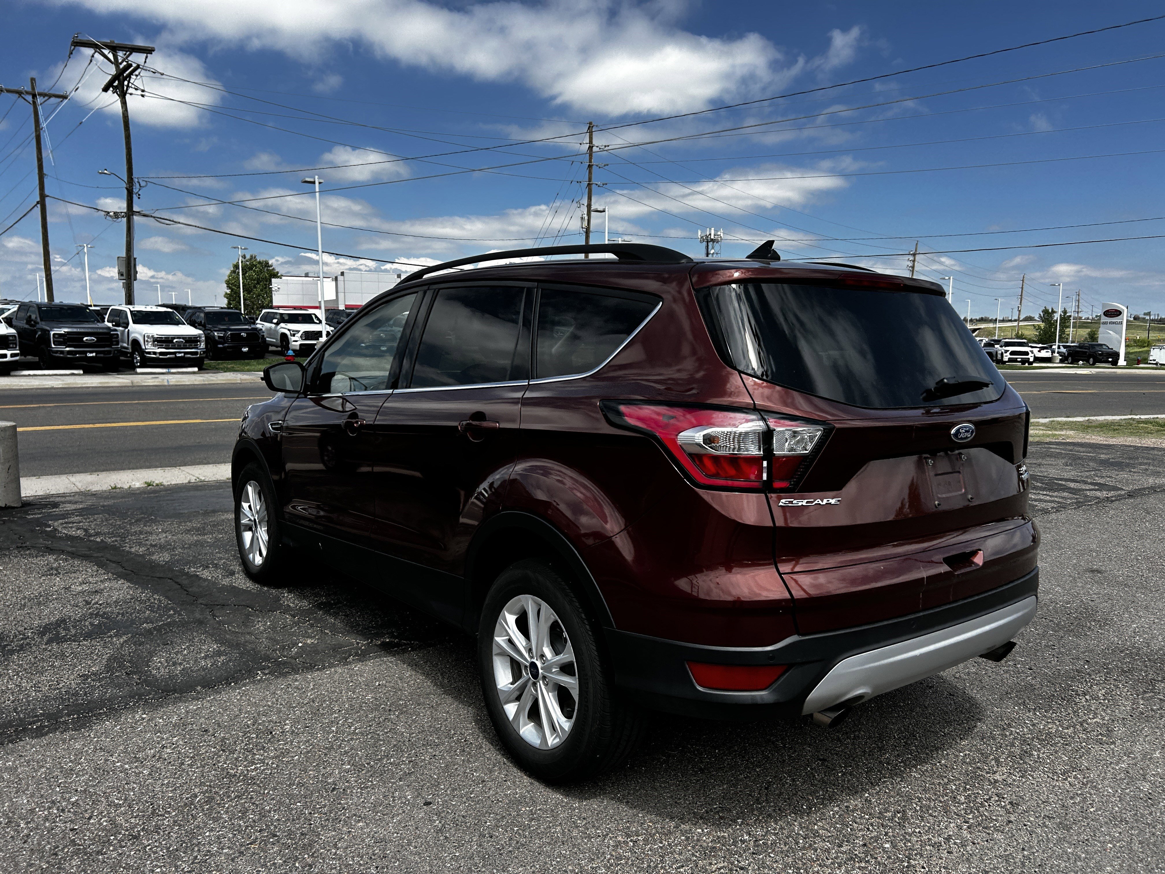 Used 2018 Cinnamon Glaze Ford SEL image 3