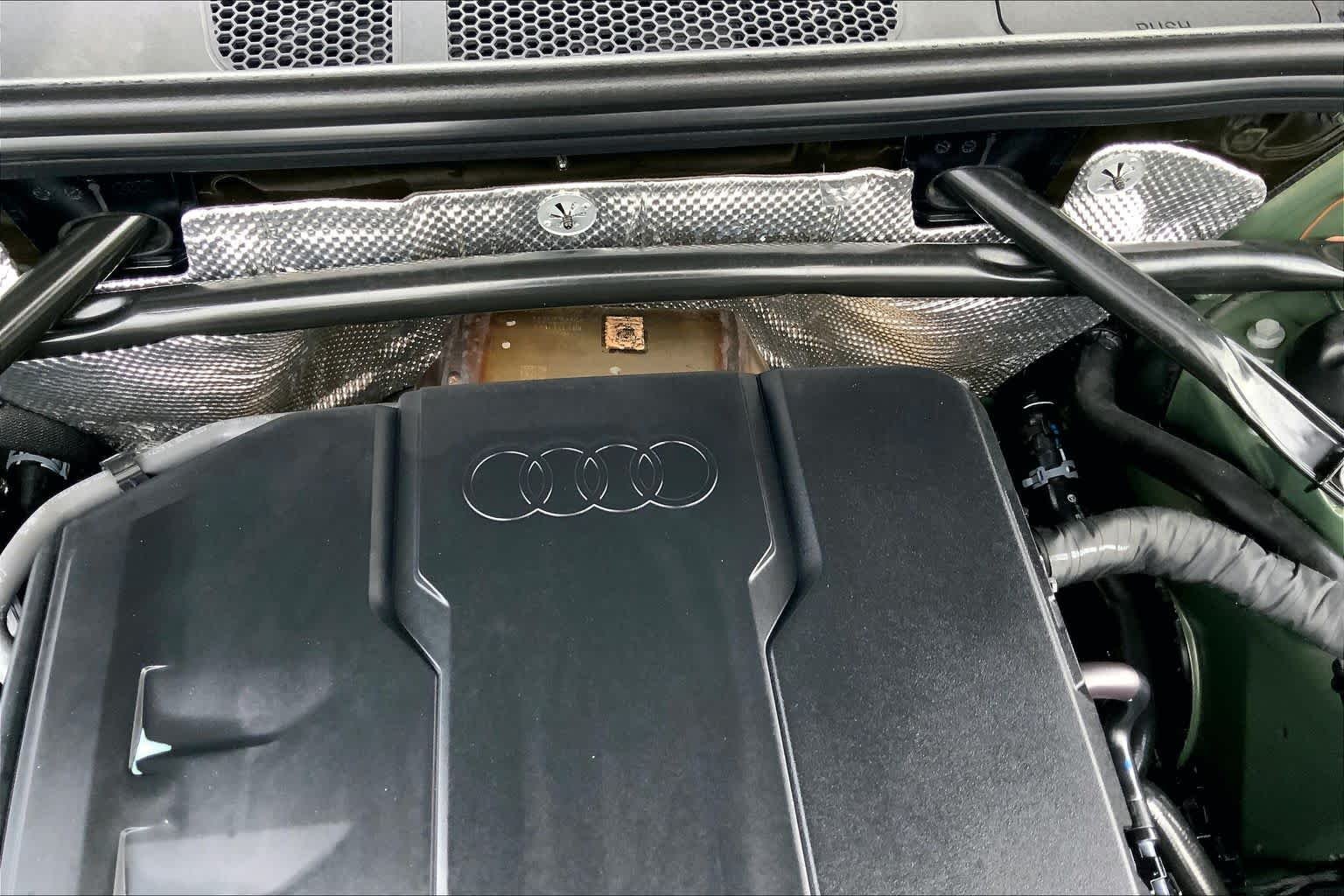 Used 2025 District Green Metallic Audi Premium Plus image 33