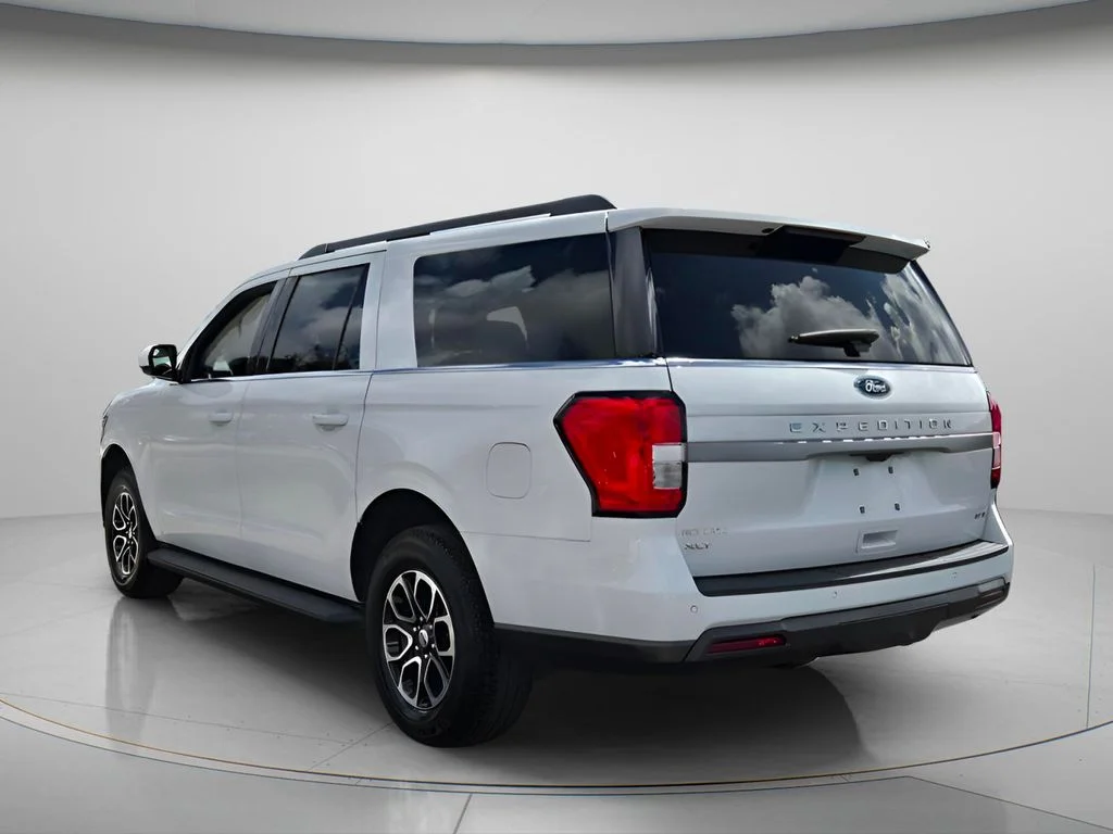 Used 2024 White Ford XLT image 8