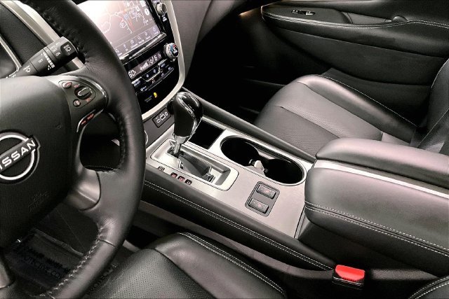Used 2023 Boulder Gray Pearl Nissan SL image 17