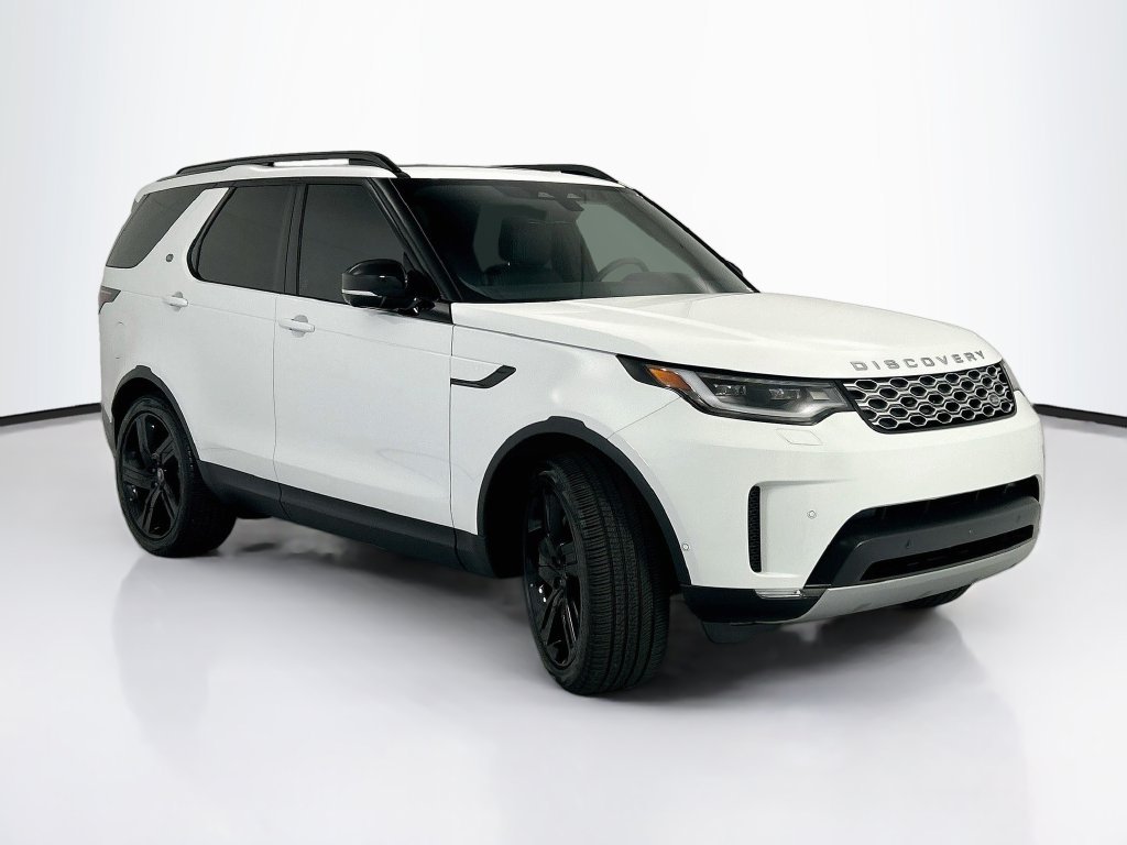 Certified Used 2025 Fuji White Land Rover S image 3