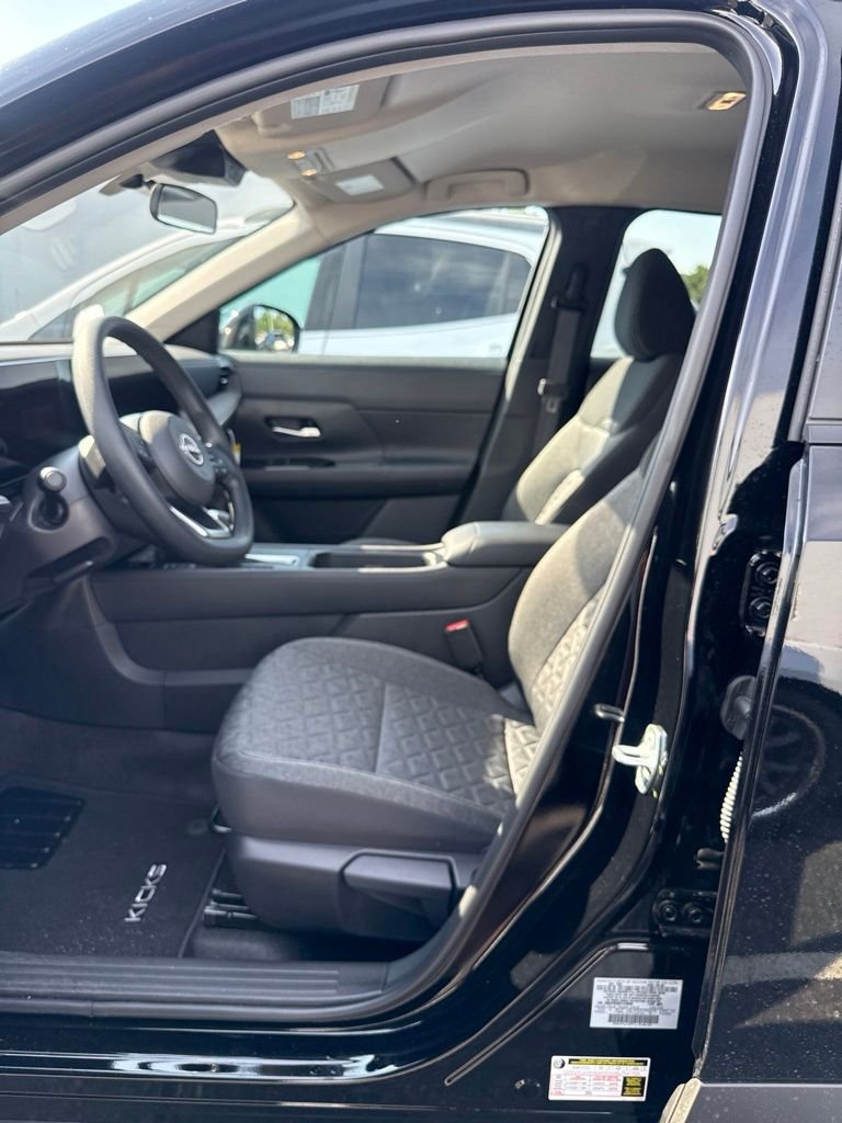 Used 2026 Black Nissan SV image 4