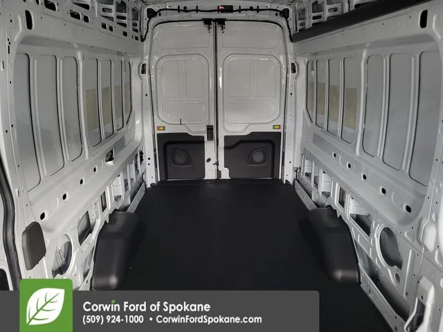 New 2026 Oxford White Ford Base image 12