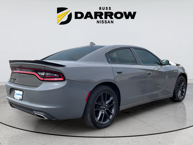 Used 2023 Gray Dodge SXT image 5