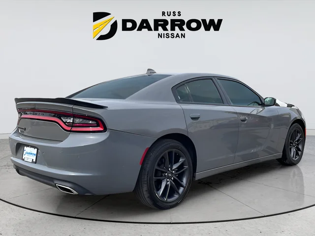 Used 2023 Gray Dodge SXT image 5