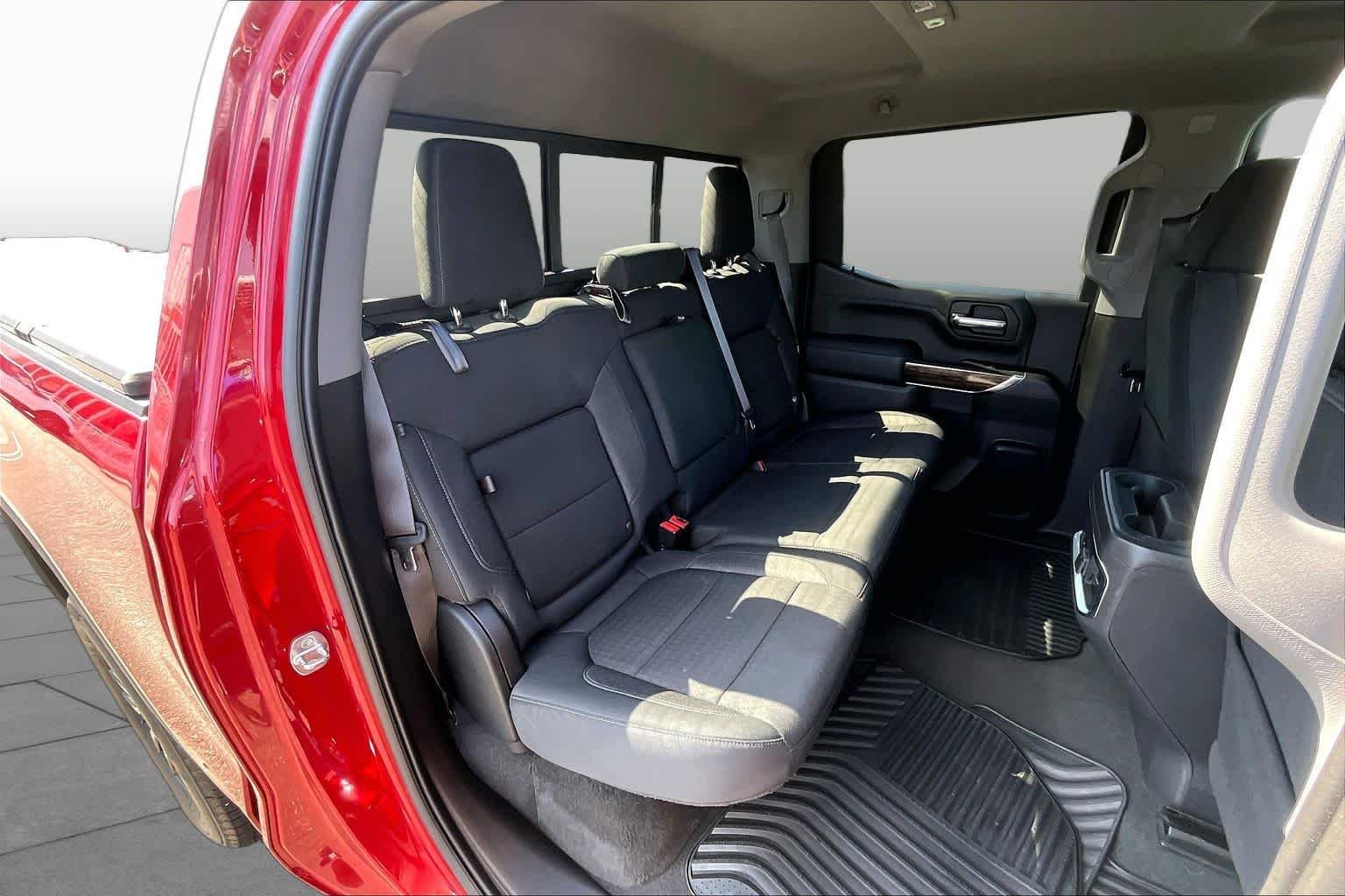 Used 2021 Cayenne Red Tintcoat GMC Elevation image 20