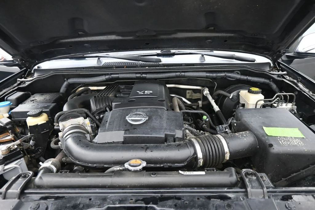 Used 2012 Black Nissan SL image 21