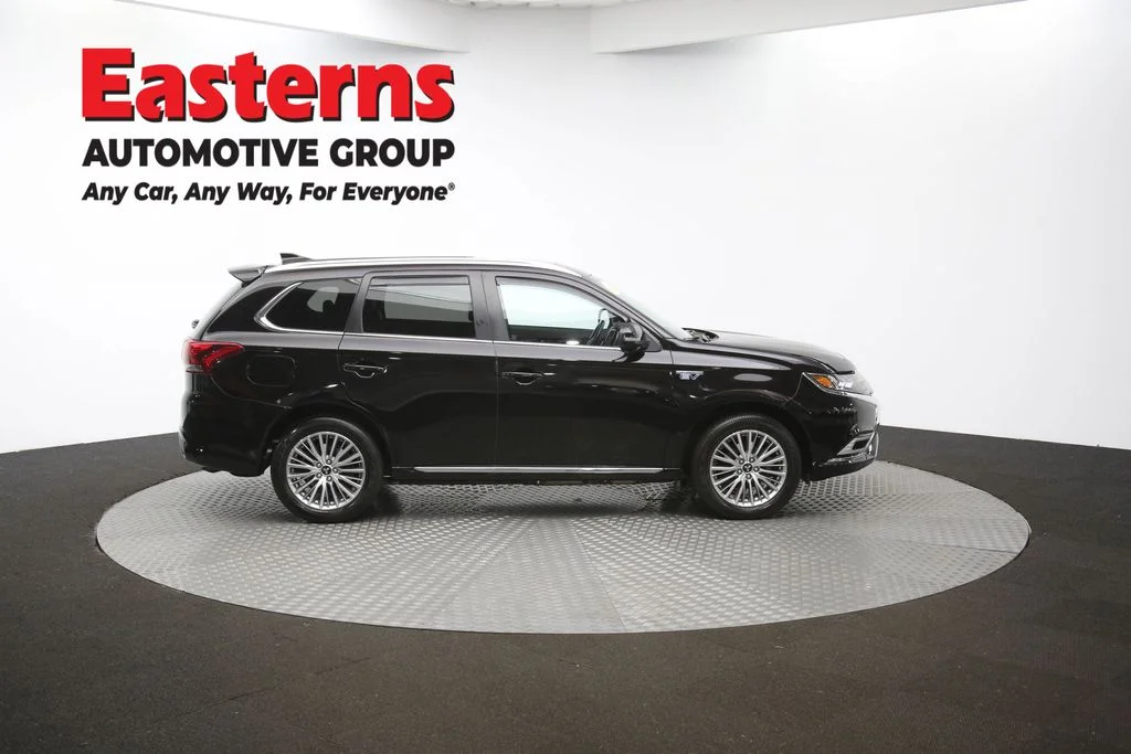 Used 2021 Black Mitsubishi SEL image 45