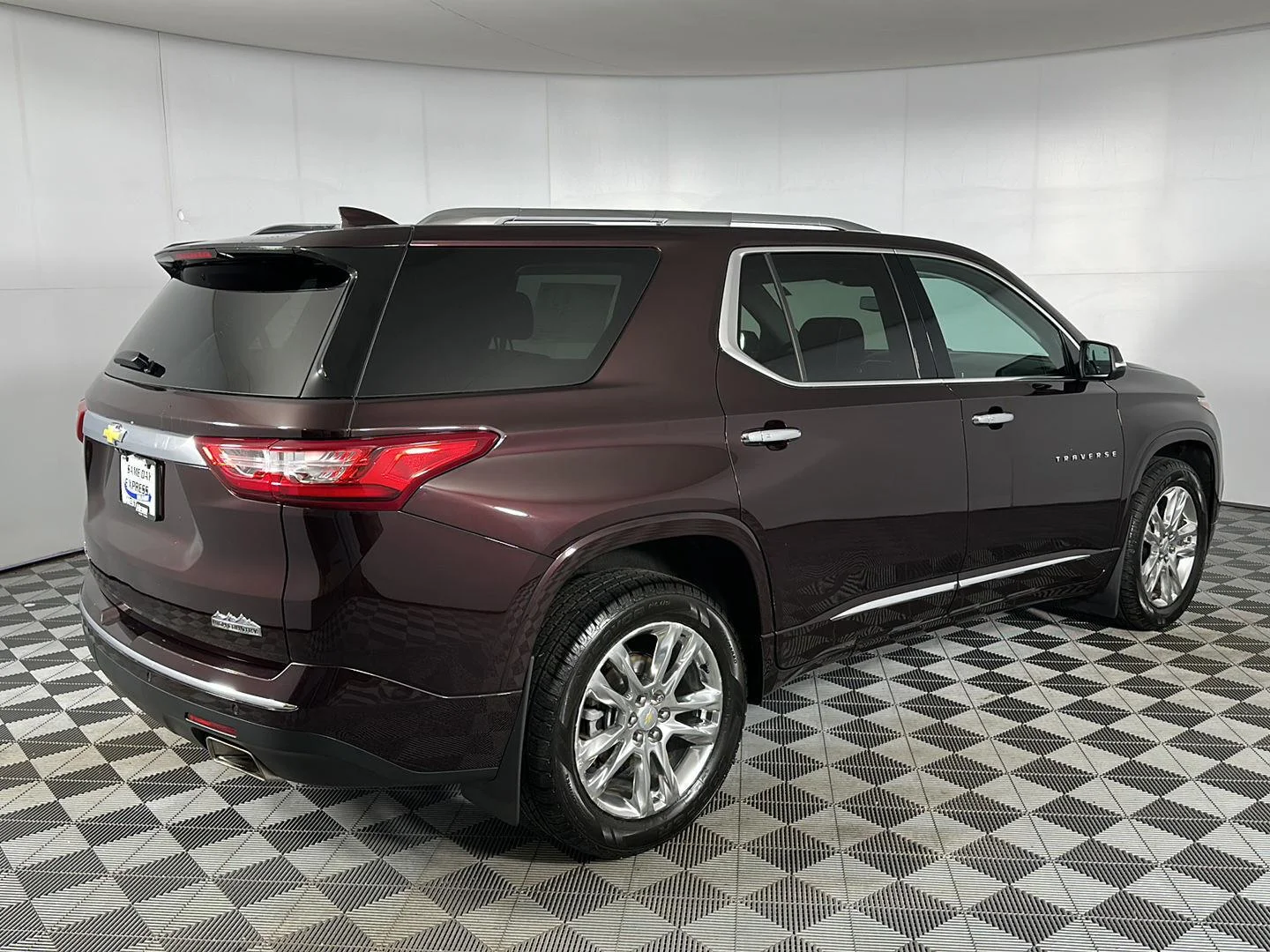 Used 2021 Black Cherry Metallic Chevrolet High Country image 30
