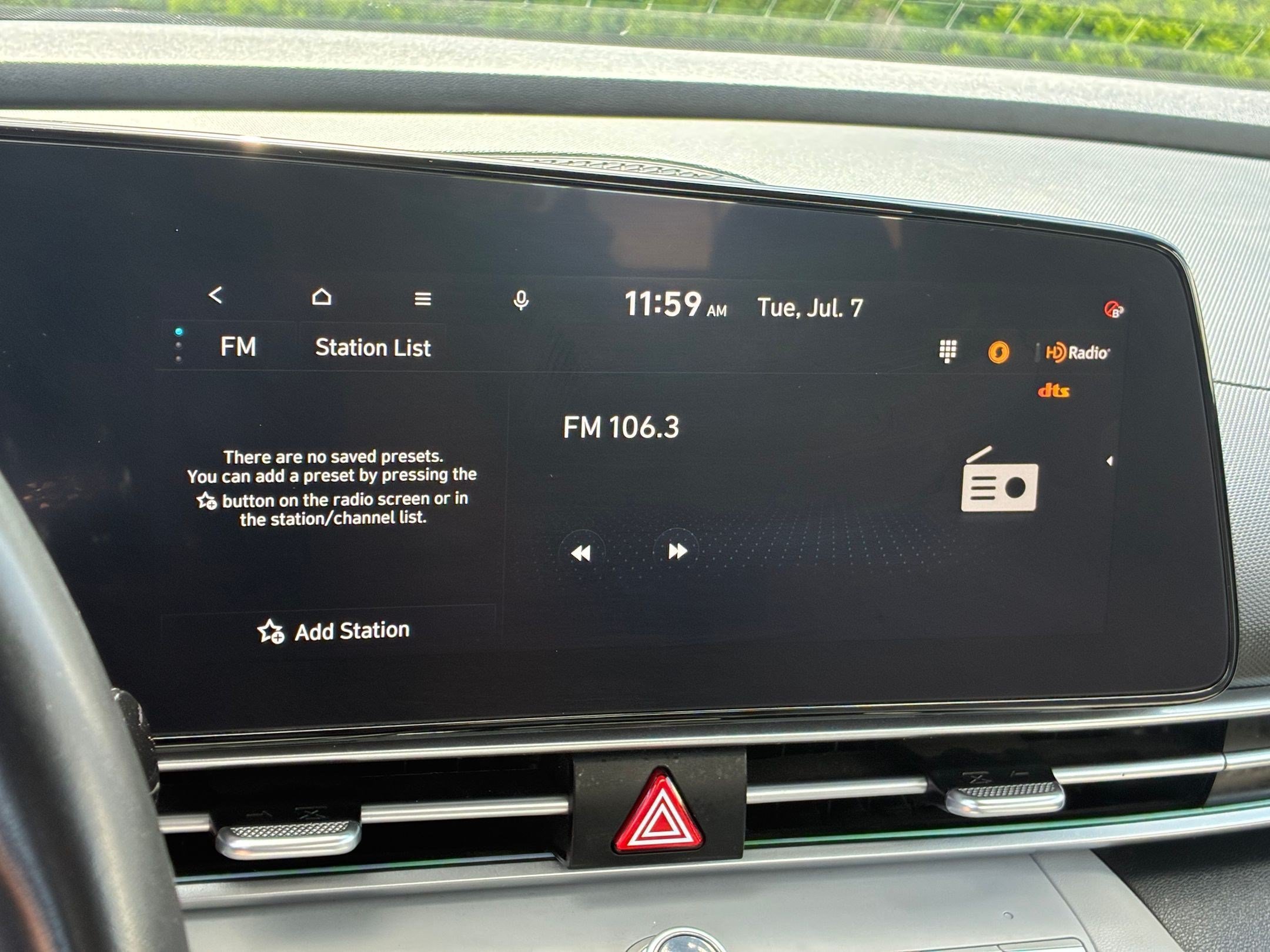 2024 Hyundai Elantra Limited - Photo 22