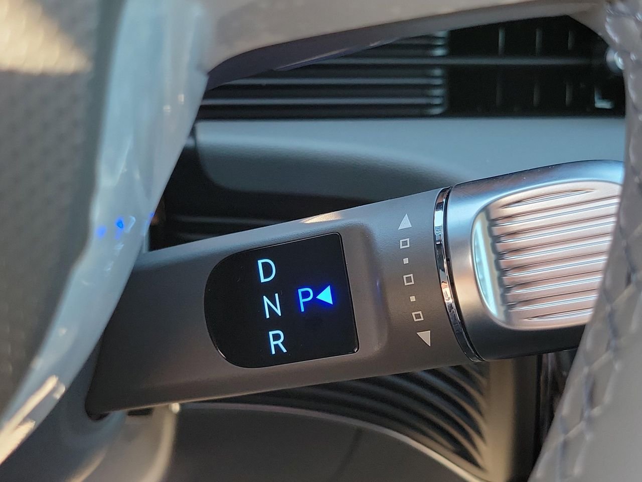 New 2026 Cyber Gray Hyundai SE image 8