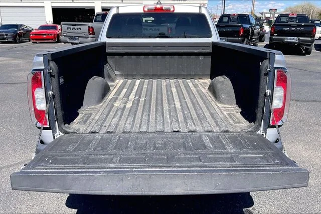 Used 2017 Silver GMC SLE1 image 29