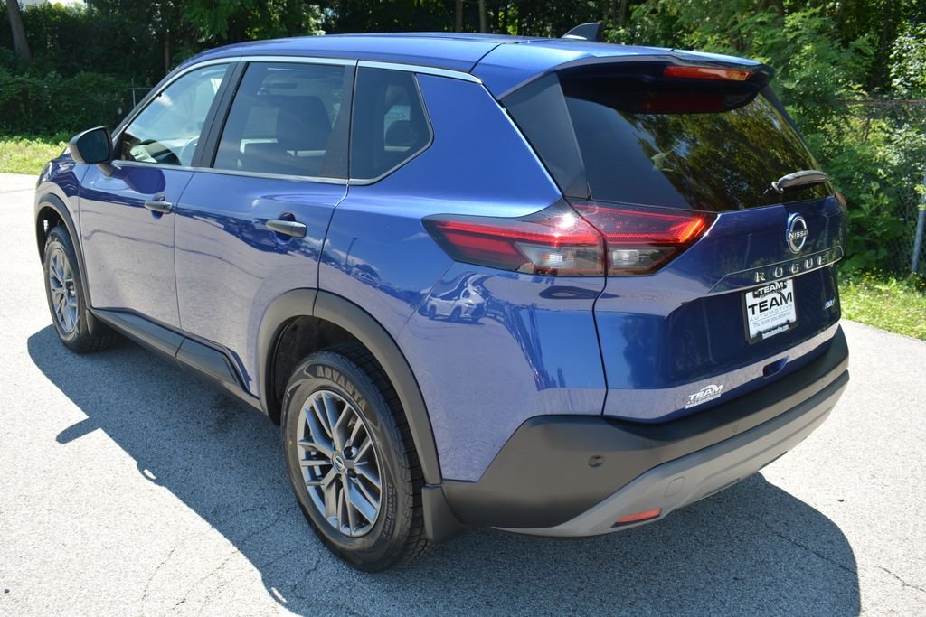 Used 2023 Blue Nissan S image 7