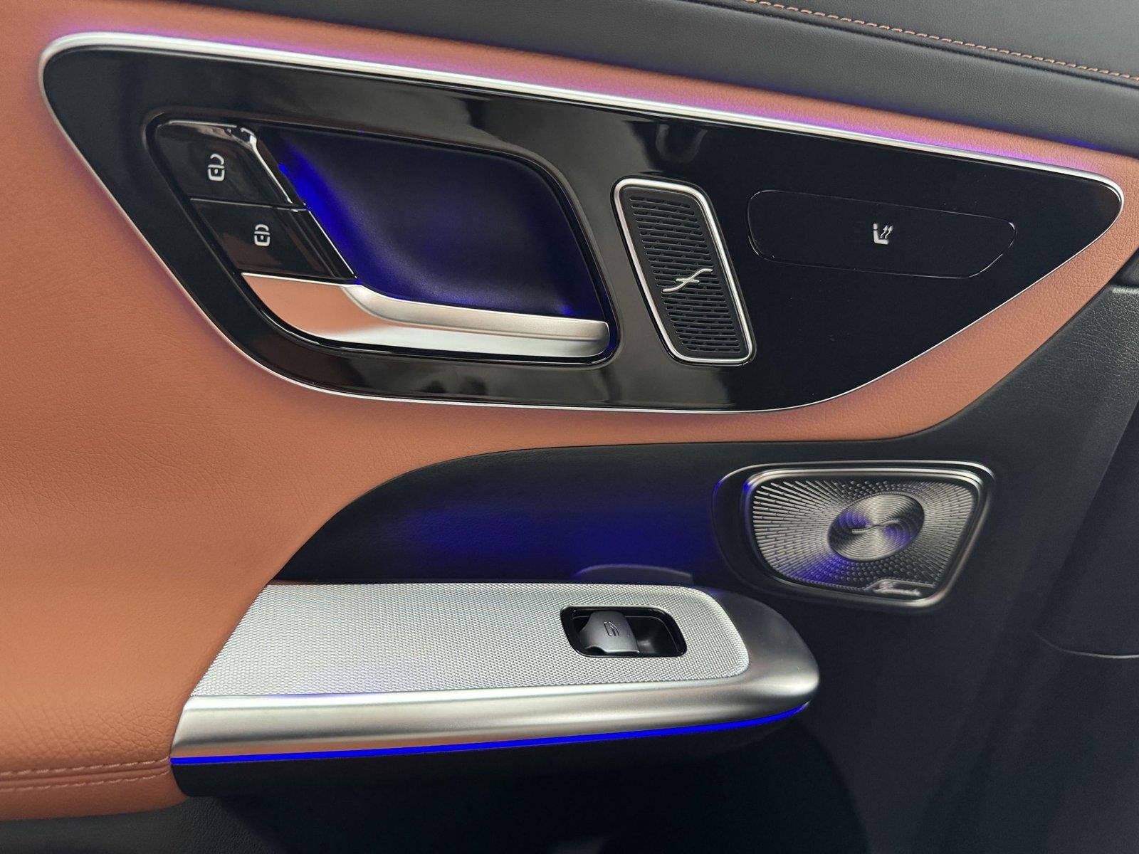 New 2026 Polar White Mercedes-Benz AMG® GLC 43 4MATIC® SUV image 16