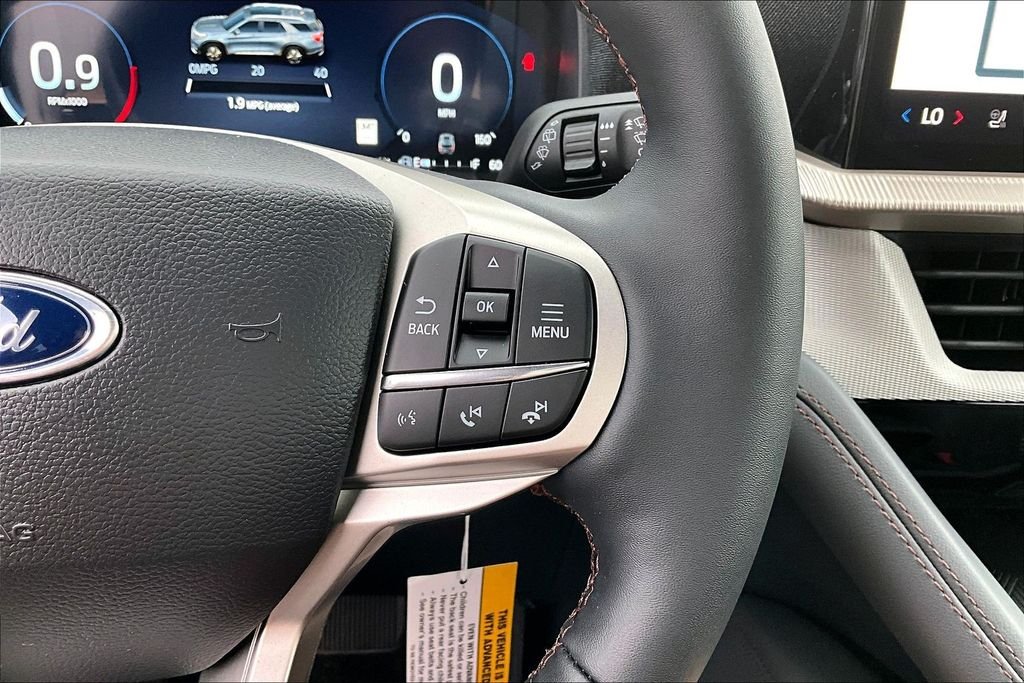 New 2027 Vapor Blue Metallic Ford Active image 17
