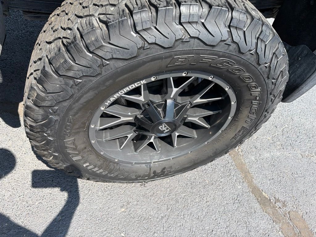Used 2021 Black GMC AT4 image 11