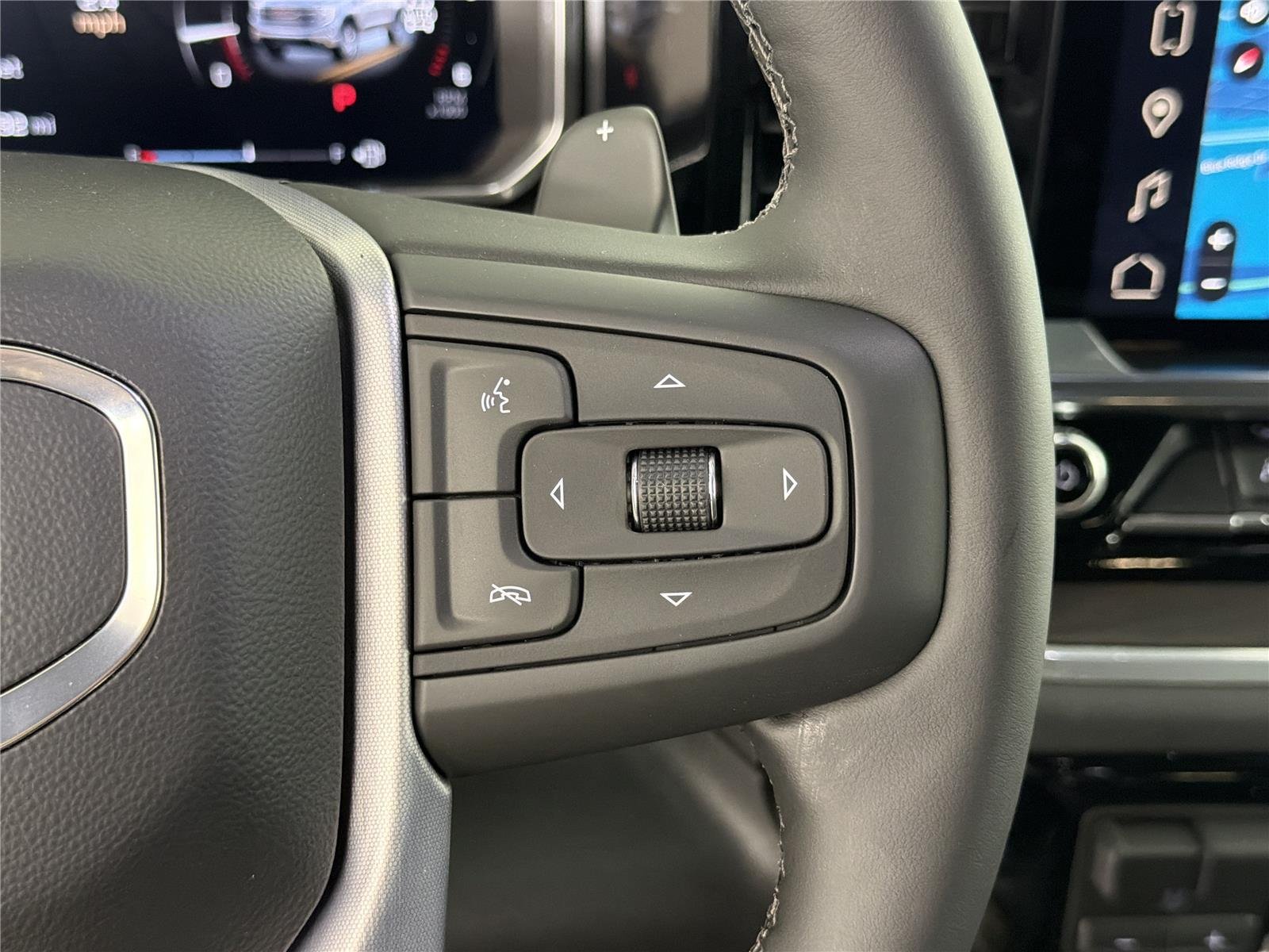 2026 GMC Sierra 1500 SLT - Photo 24