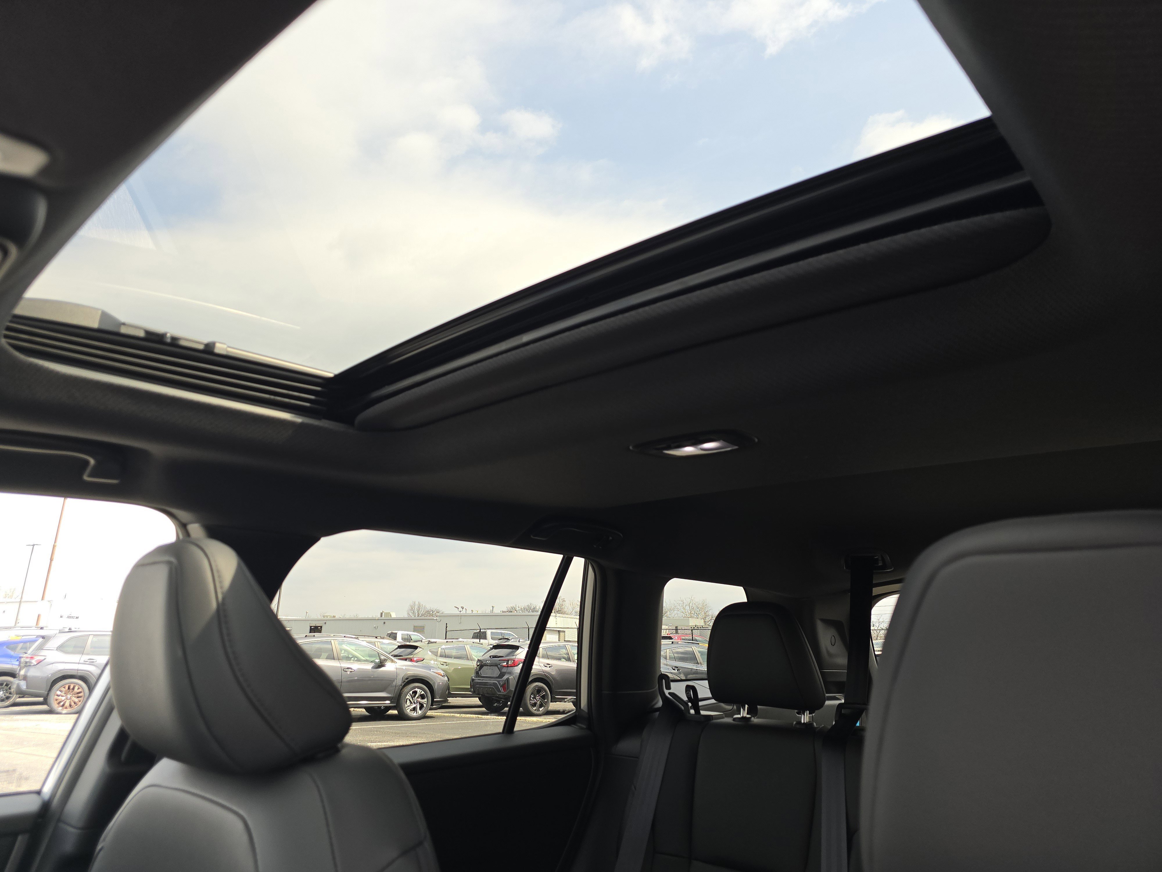 New 2026 ICE SILVER METALLIC Subaru Premium image 9