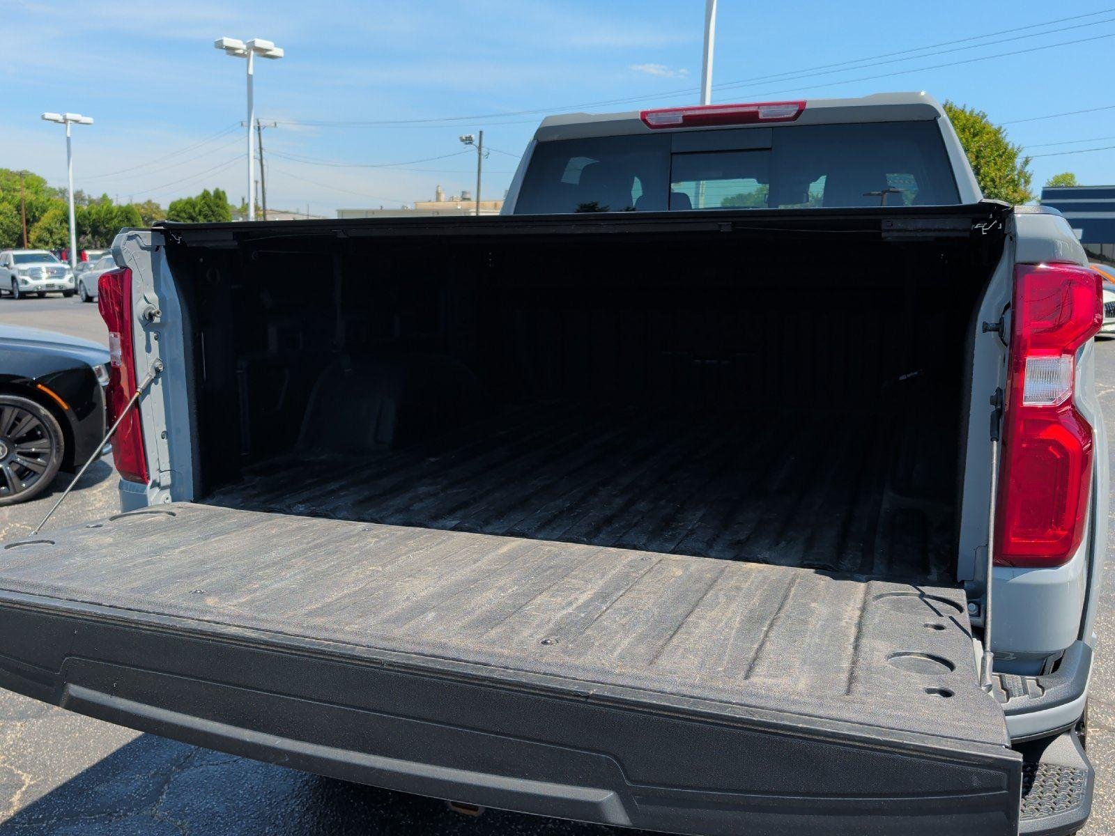 Used 2025 Slate Gray Metallic Chevrolet RST image 37