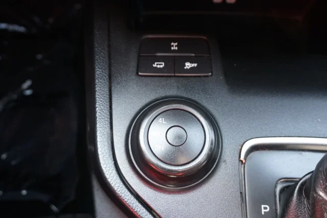 Used 2023 BLACK Ford XL image 27