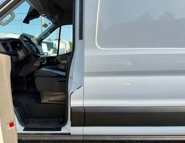 New 2026 Oxford White Ford Cargo Van image 13