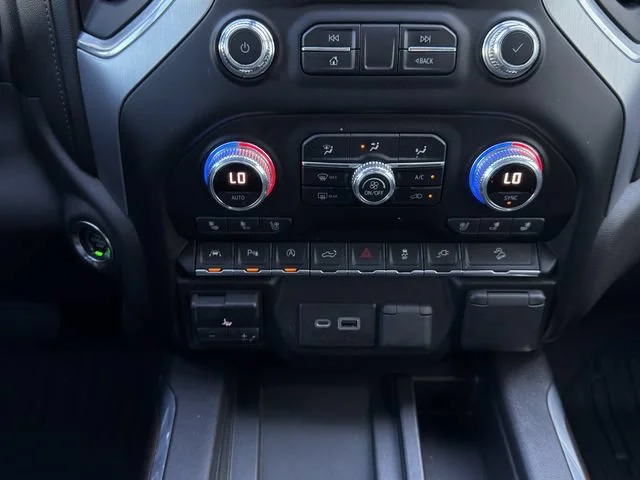 2020 GMC Sierra 1500 SLT - Photo 24