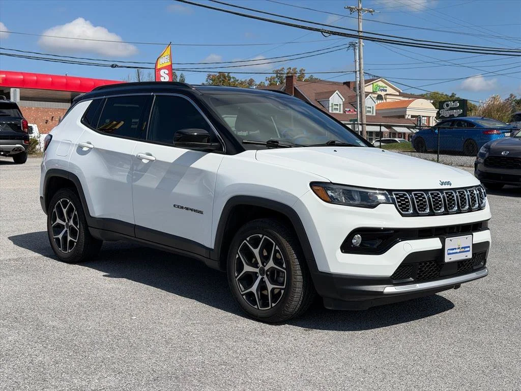 Used 2025 White Jeep Limited image 14