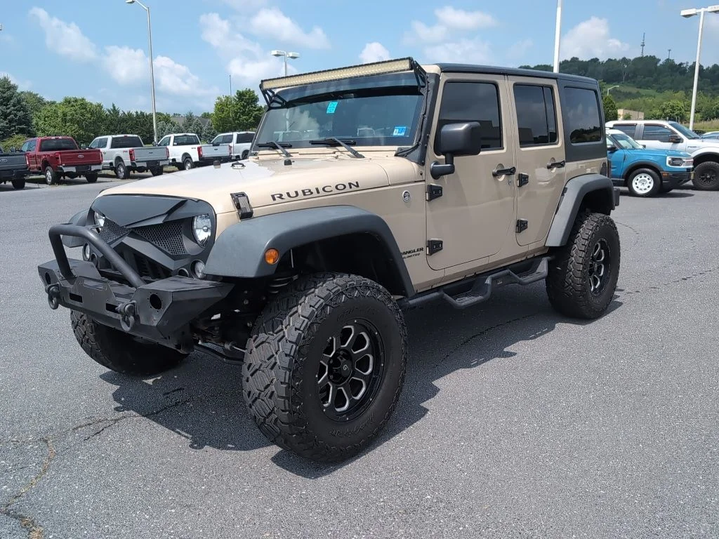 Used 2016 Beige Jeep Unlimited Rubicon image 2