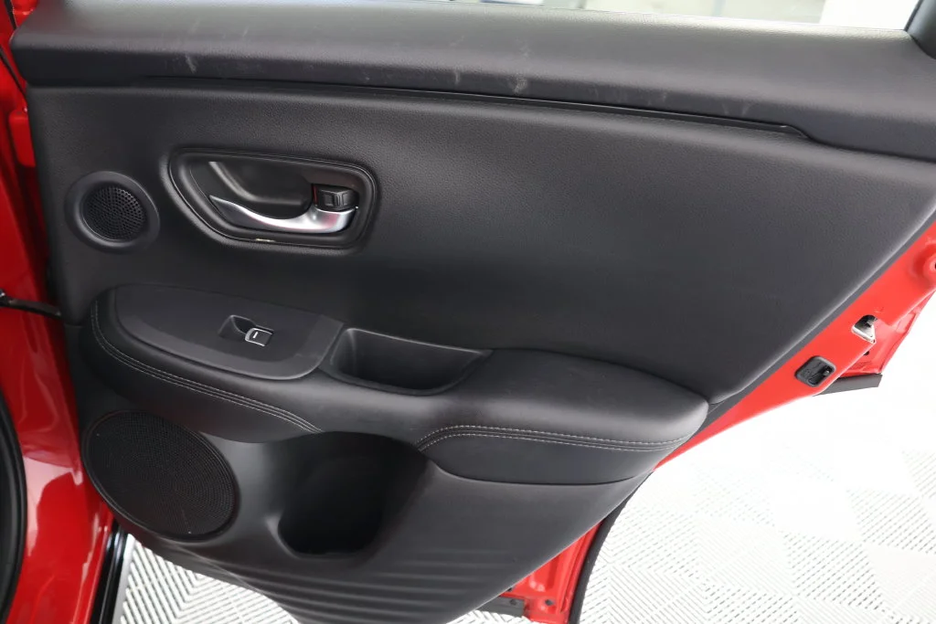 Used 2025 Milano Red Honda EX-L image 27