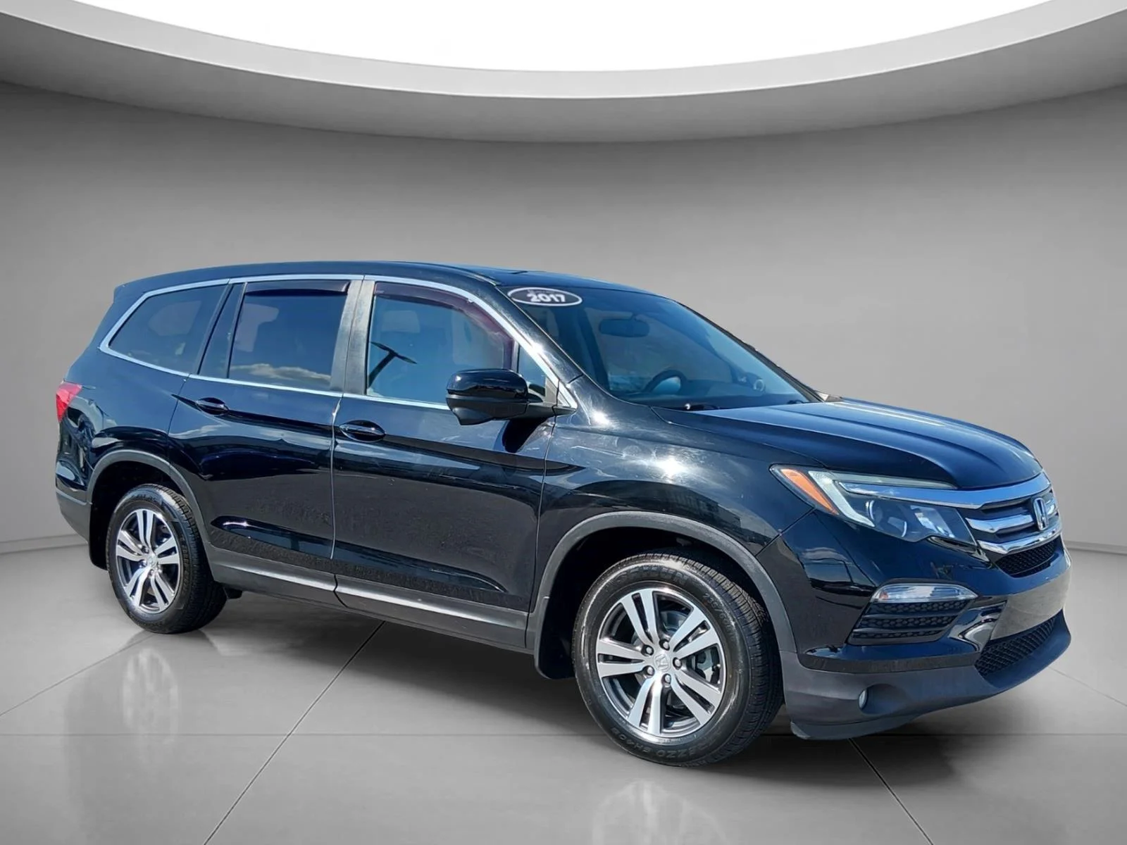 Used 2017 Crystal Black Pearl Honda EX-L image 7
