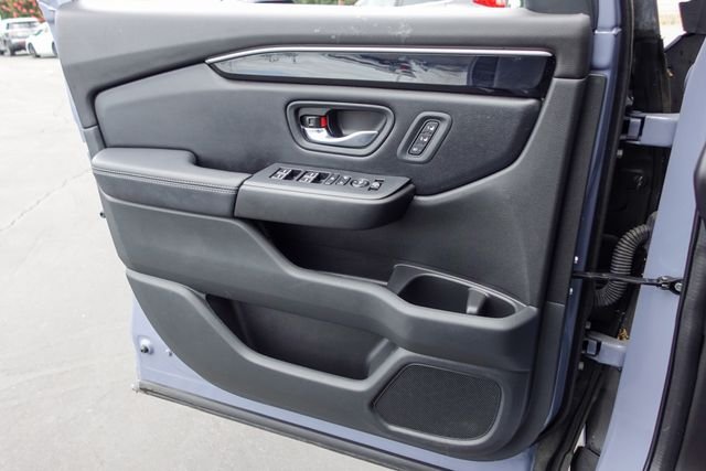 Used 2023 Gray Honda Touring image 17