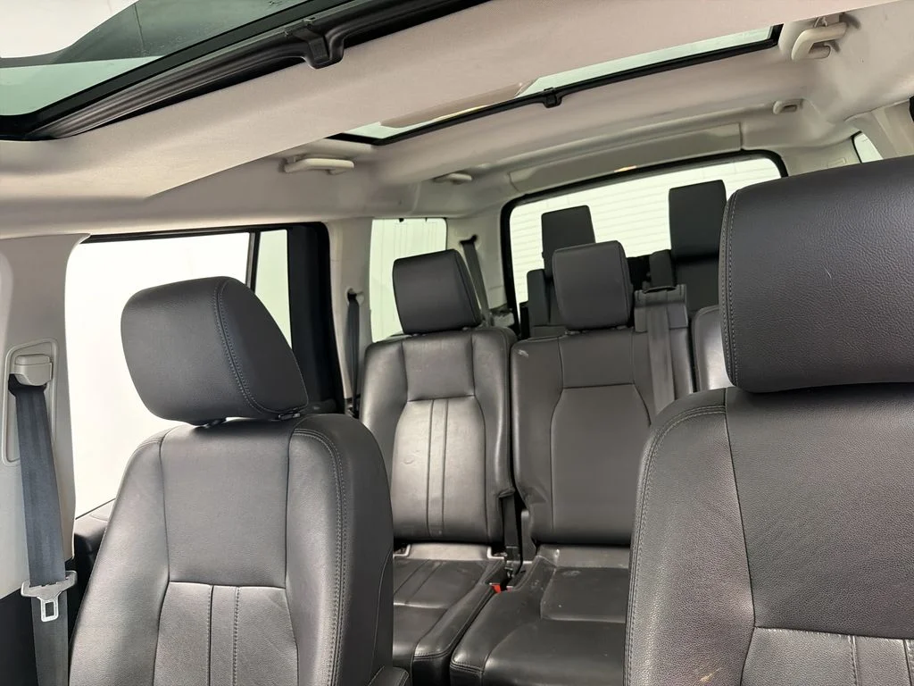 Used 2015 Black Land Rover Base image 15
